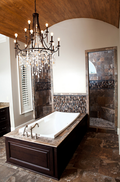 Rounded Ceiling with Chandelier in Master Bathroom